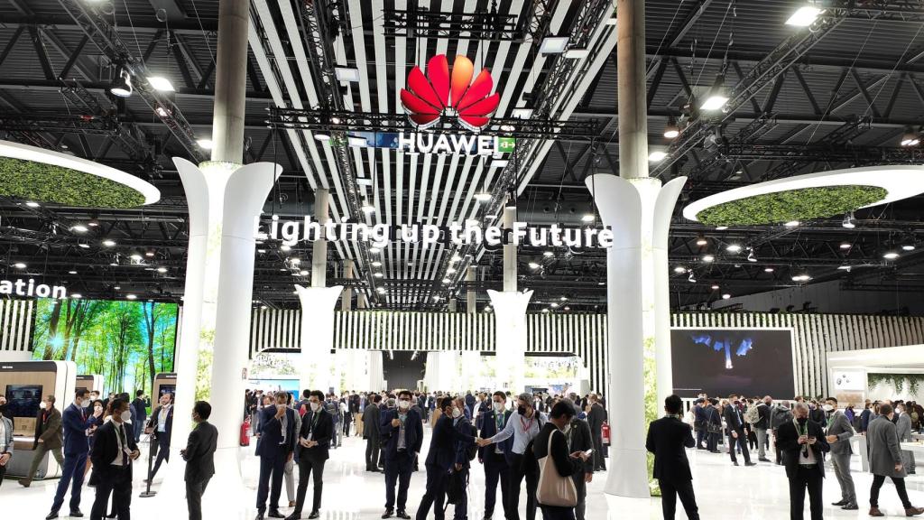 Stand de Huawei en el MWC 2022 de Barcelona.