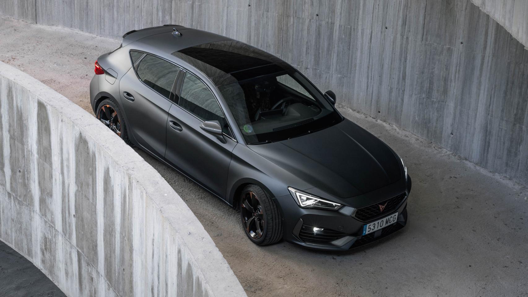 Cupra León eTSI