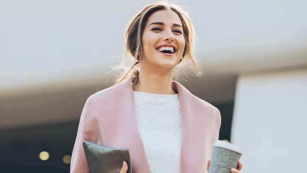 ¿Los vasos térmicos son el complemento de lujo definitivo? Estos 5 modelos te cautivarán.