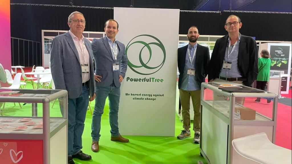 Equipo de Powerfull Tree: Álvaro Soler, Juan Digo Diaz, David Mignanelli e Imanol Olaskoaga.