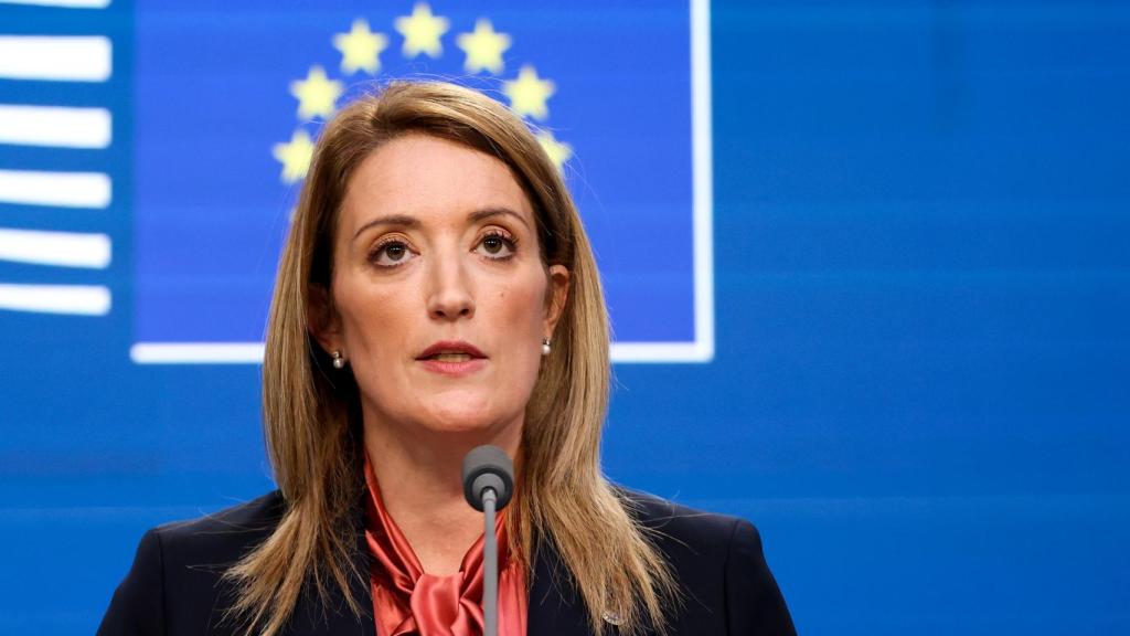 La presidenta de la Eurocámara, Roberta Metsola, durante la rueda de prensa de este jueves