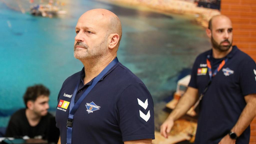 Latorre confía en la llegada de refuerzos porque advierte que la segunda parte del campeonato será aún más dura.