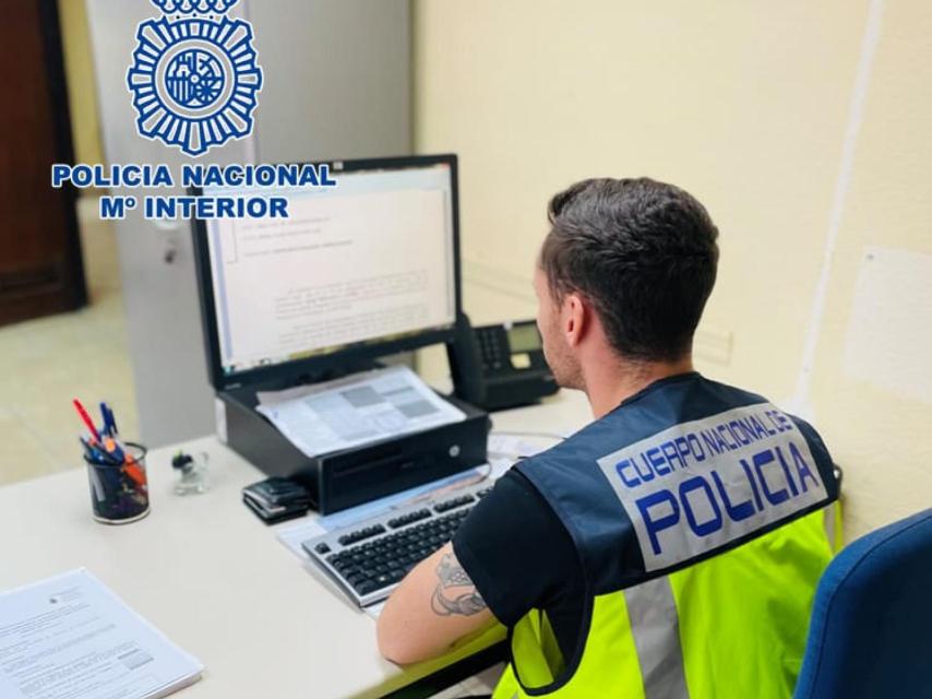 Una investigación iniciada en Valladolid desarticula una red de mulas bancarias que estafaba por ‘phishing’