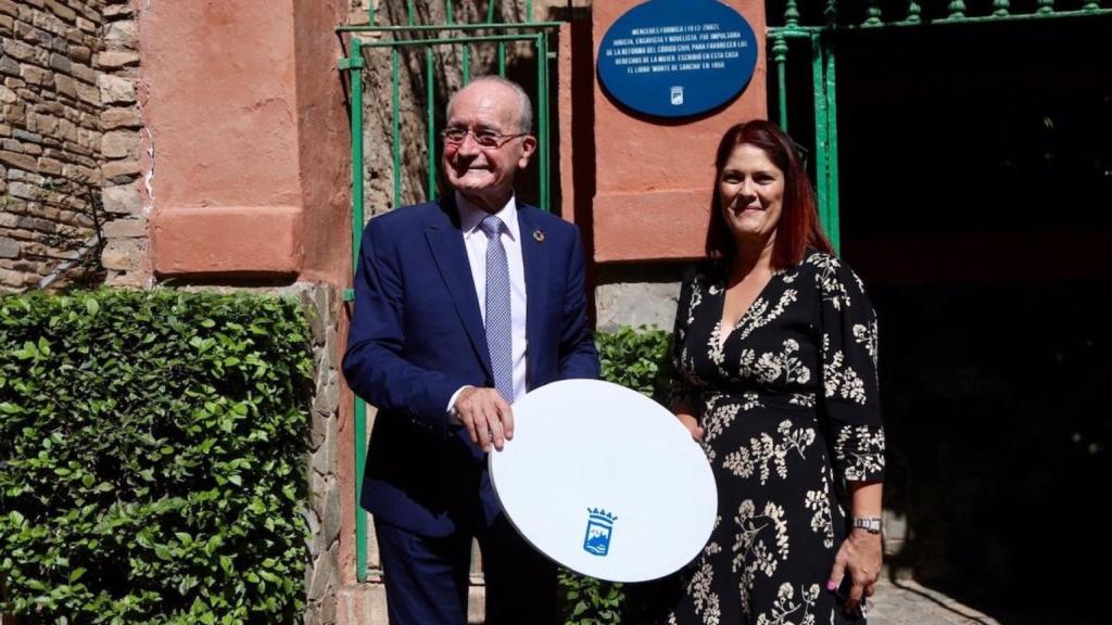 Imagen de archivo de Francisco de la Torre y Noelia Losada.