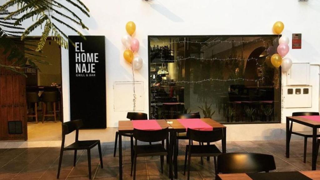 Restaurante condenado a devolver el dinero del pan.