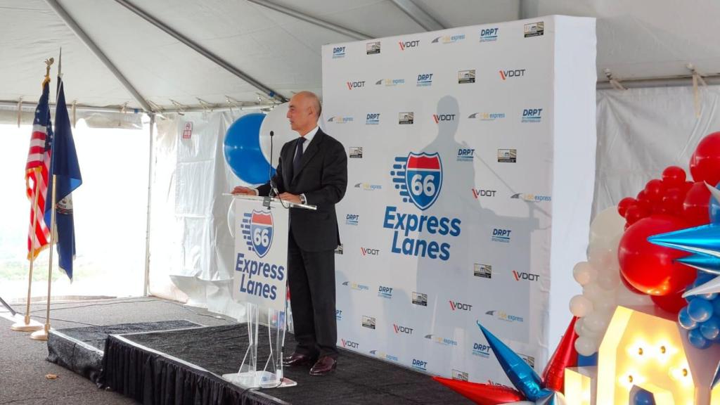 Rafael del Pino, presidente de Ferrovial, durante la inauguración de la I66.