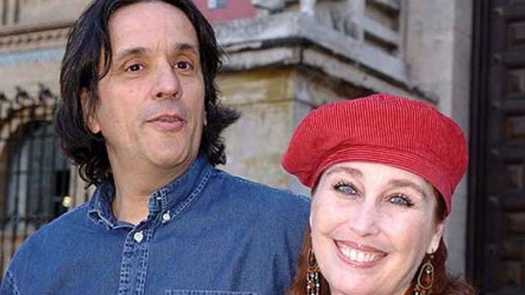 Manuel Iborra Martínez y la que fue su mujer, la malograda Verónica Forqué, en una imagen de archivo.