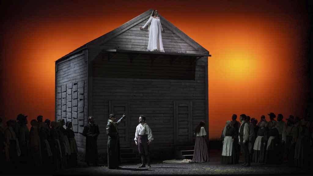 Representación de 'La Sonnanbula', de Vincenzo Bellini, en el Teatro Real.