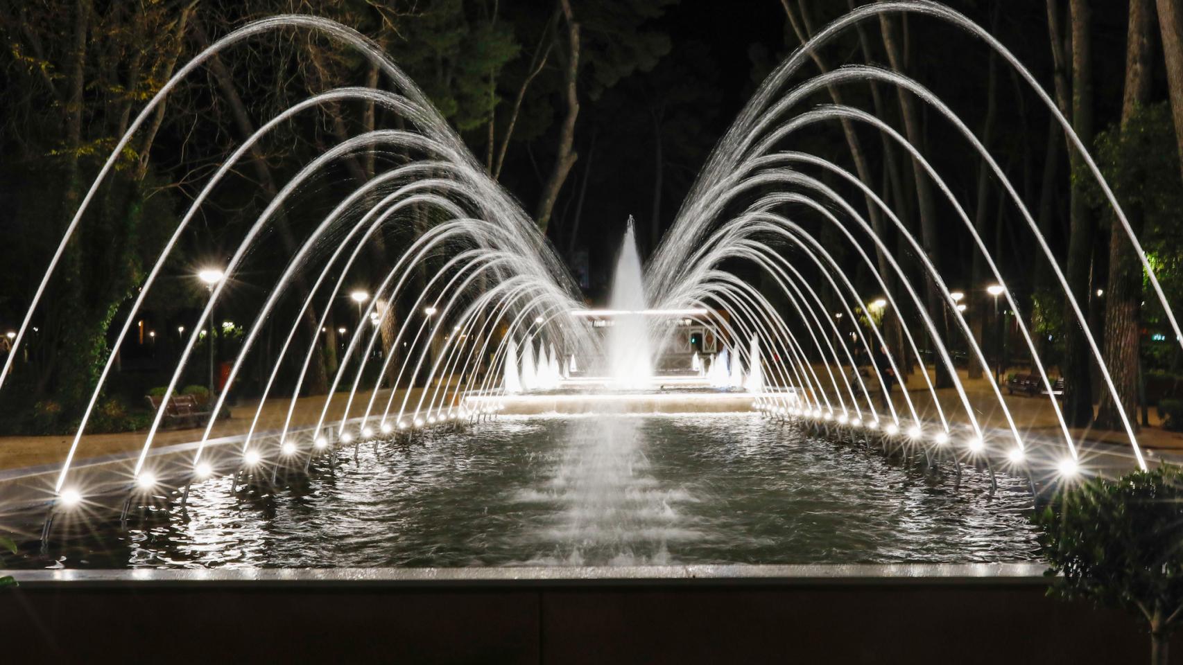 Imágenes del día: la fuente ornamental del Generalife luce como nunca en Albacete
