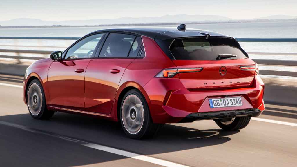 El Opel Astra PHEV cuenta con una autonomía eléctrica que ronda los 45-50 kilómetros.