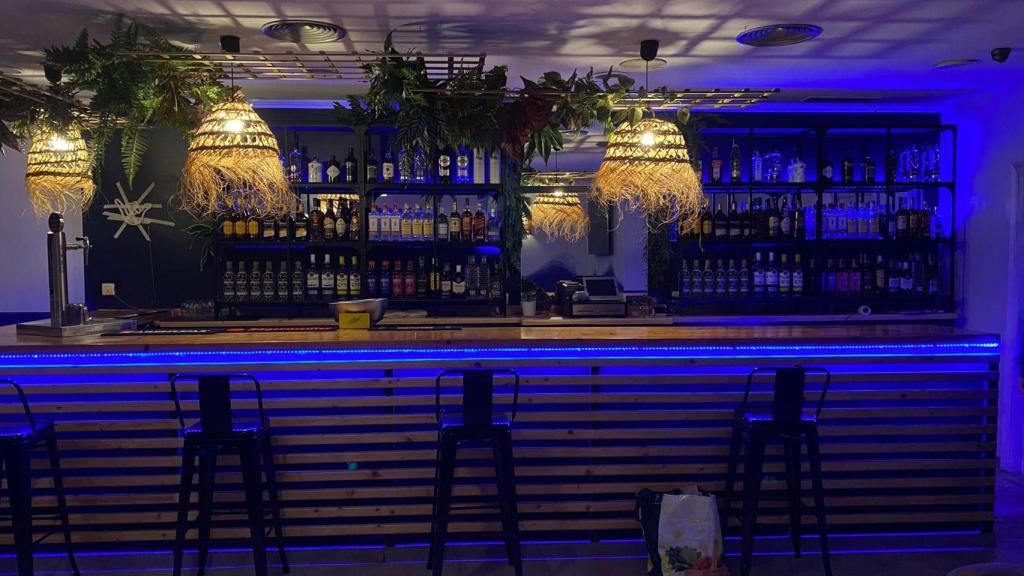 Interior de Kiwi Bar