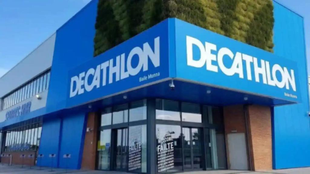 Fachada de Decathlon.