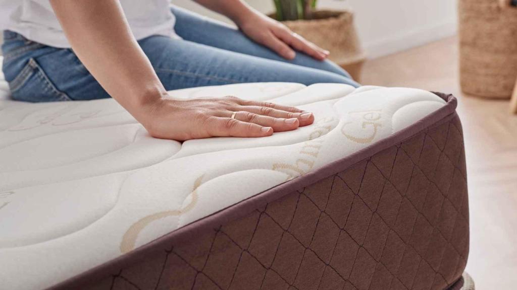 El peor colchón que puedes comprar, según la OCU: cuesta 311 euros de media