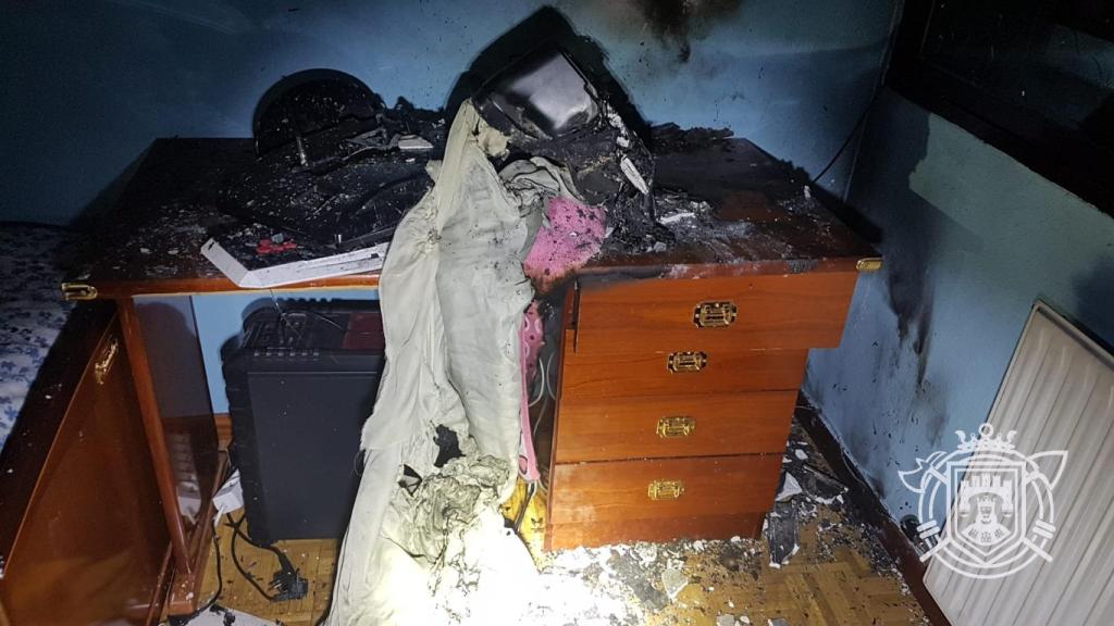 Imagen del incendio en una vivienda de Burgos