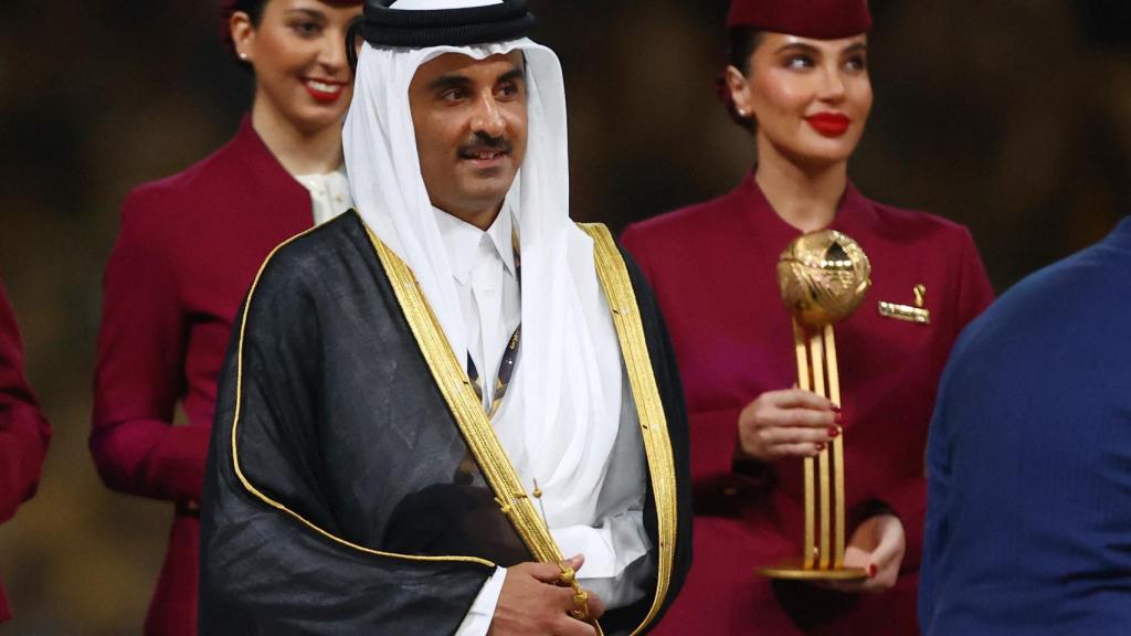 Momentos antes de entregar el premio.