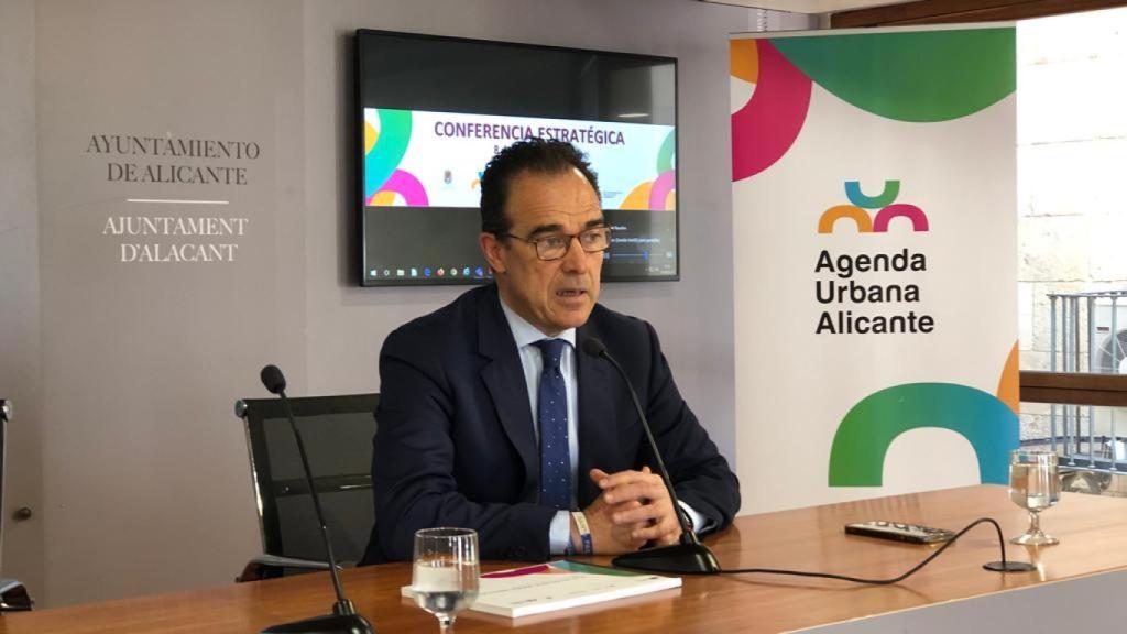 El concejal de Presidencia, Nuevas Tecnologías y Coordinación de Proyectos, Antonio Peral.