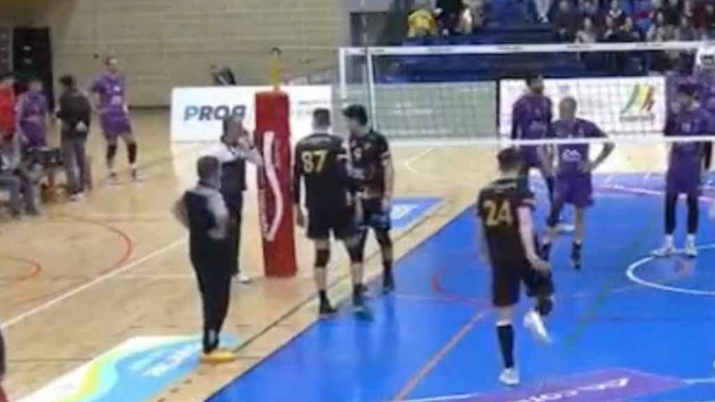 Partido de voleibol entre ConectaBalear Manacor - Melilla