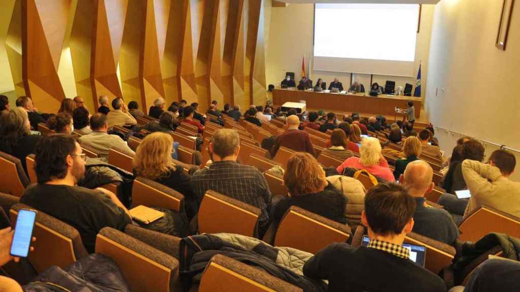 Sesión de aprobación de los presupuestos 2023 de la UVigo.