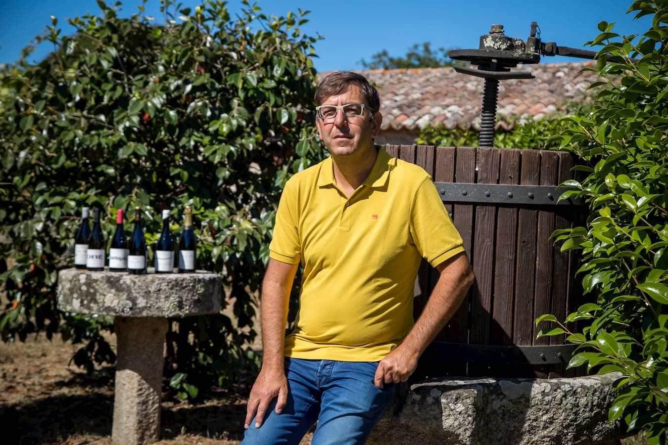 Eulogio Pomares, enólogo de Zárate, con su selección para Vanity Wine. Foto: Cedida