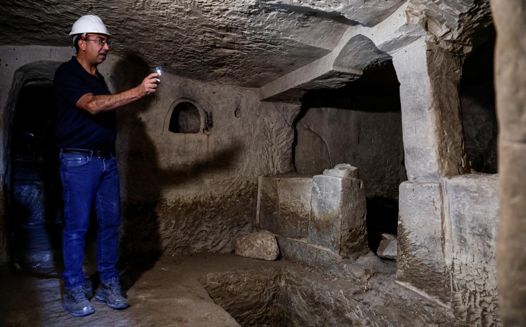 Otra de las cámaras de la cueva funeraria.