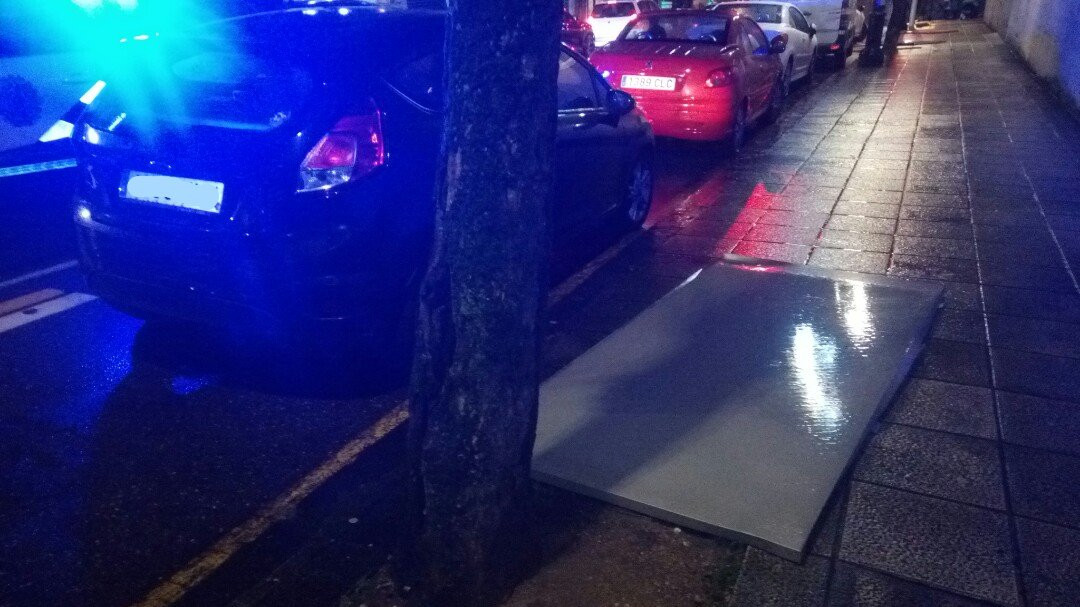 Fotografías de la Policía Local de Vigo de las incidencias.