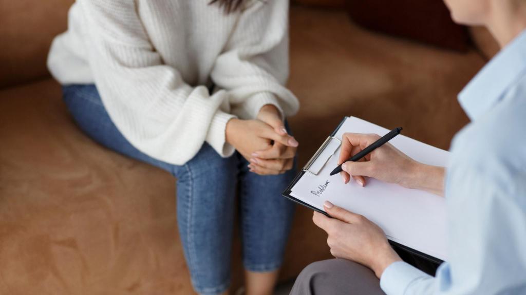 Absuelta una falsa psicóloga en Alicante tras cobrar 1.680 euros a un paciente  sin tener titulación