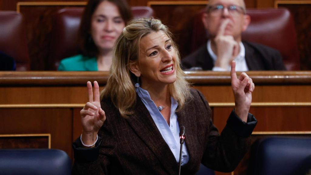 Yolanda Díaz, vicepresidenta segunda y ministra de Trabajo, en su intervención en la sesión de control al Gobierno este miércoles en Madrid.