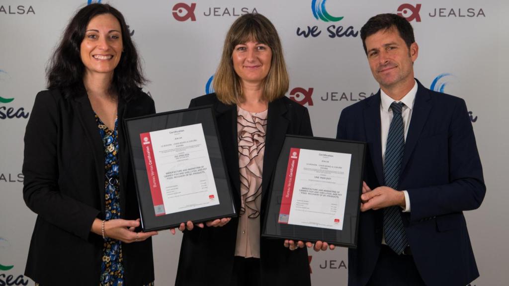 Entrega del certificado por parte de Bureau Veritas