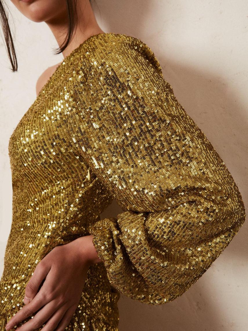 Detalles del vestido de lentejuelas que ha lucido María Pombo.