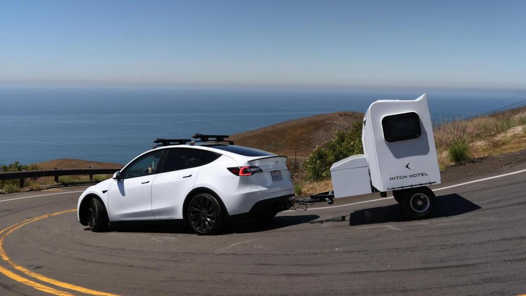 Remolque Hitch Hotel replegado