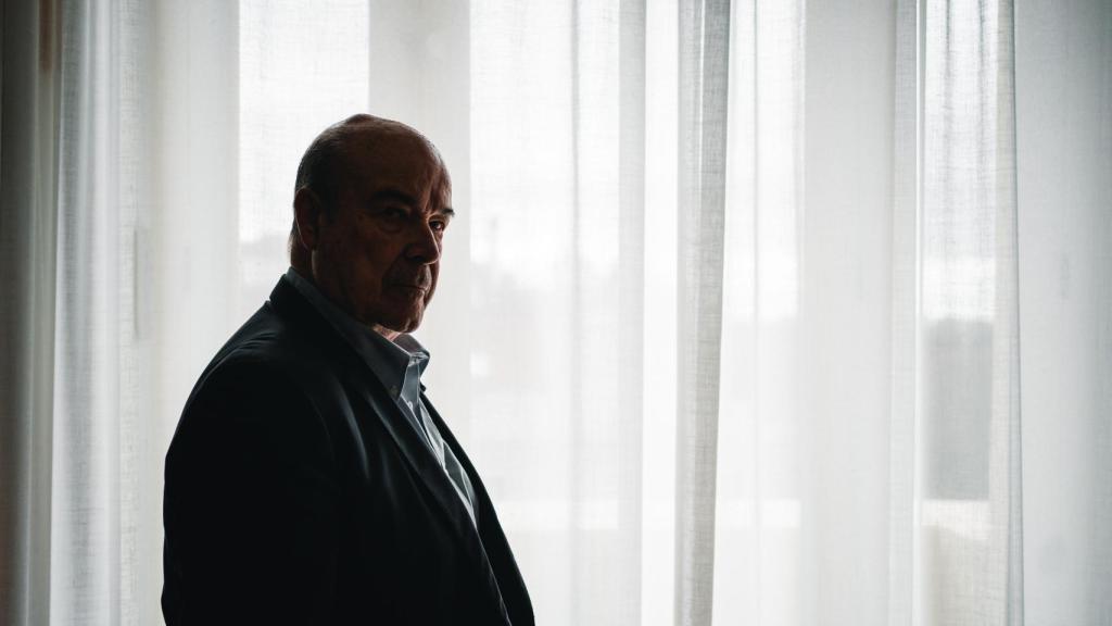 Antonio Resines, a contraluz.