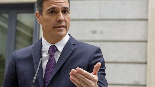 El presidente Sánchez, a las puertas del Congreso ante los medios de comunicación, en una foto reciente.