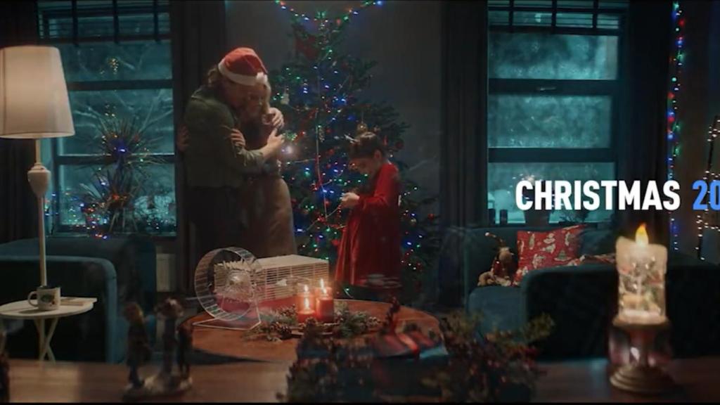 Fotograma del anuncio emitido por RT.