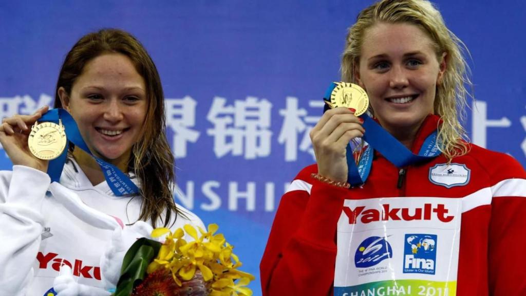 Herasimenia, a la izquierda.