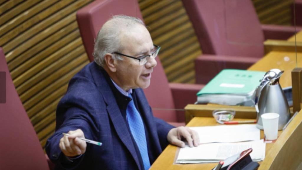 Vicente Fernández, en Les Corts Valencianes. EE