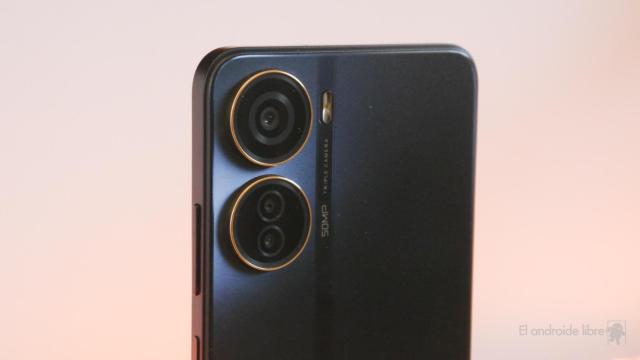 ZTE Blade V40 Design