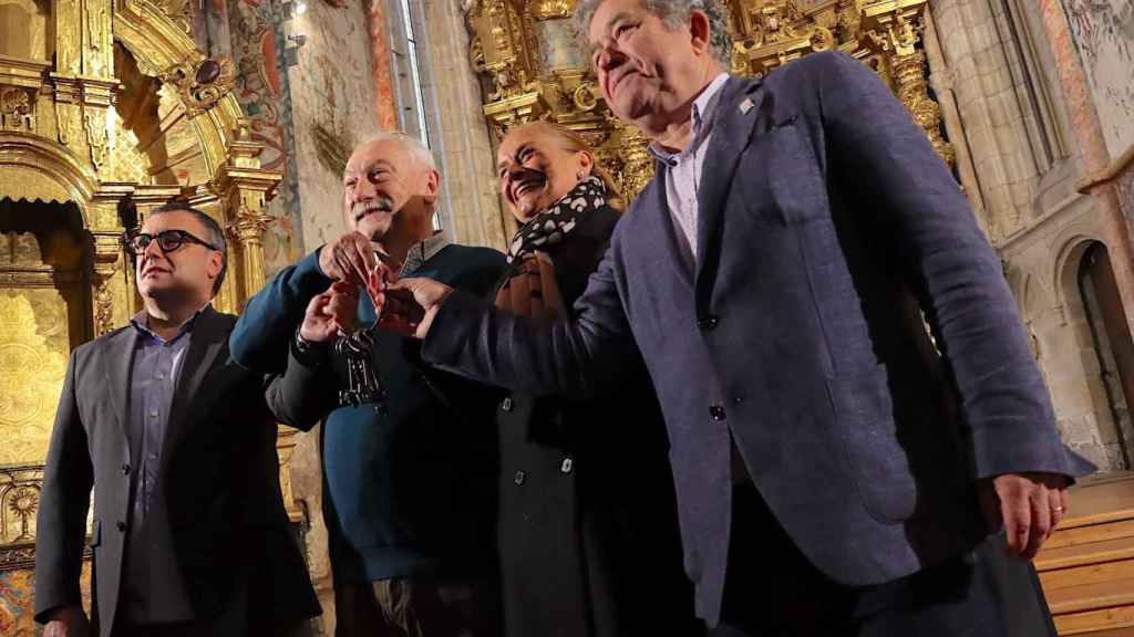Cesión del Convento de Santa Clara a la Diputación de Pontevedra.