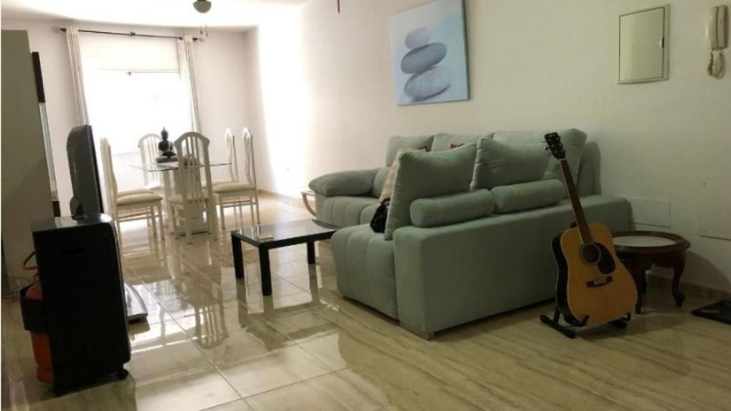 Interior de un piso en Alhaurín el Grande por el que piden 550 euros al mes.