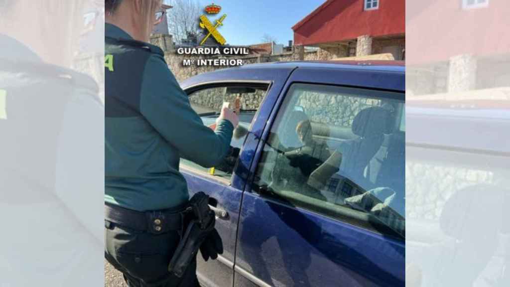 Detenido un hombre acusado de 16 robos con fuerza en vehículos en Oia (Pontevedra)