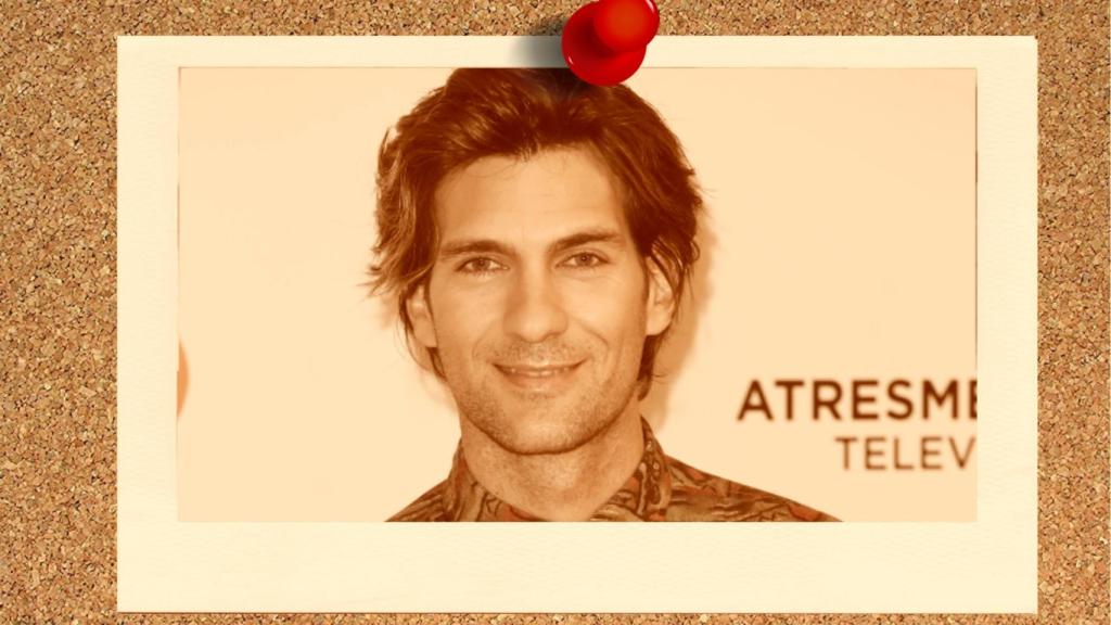 El cantante, y exconcursante de 'Operación Triunfo', Fran Dieli en un montaje de EL ESPAÑOL.