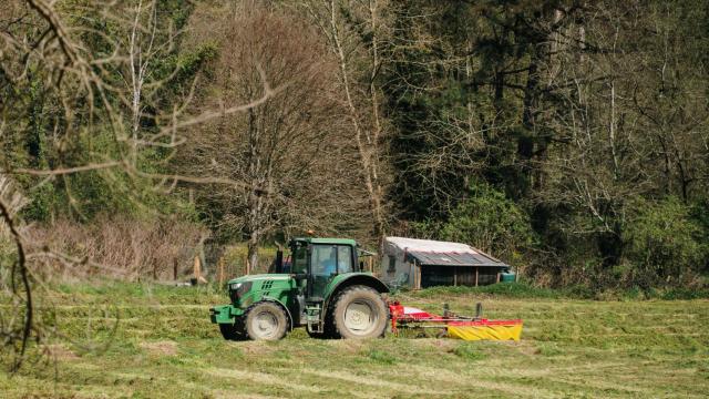 Imagen de archivo de un tractor