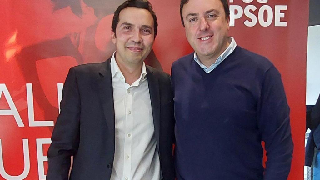 Ulla posa con González Formoso tras el anuncio de su candidatura