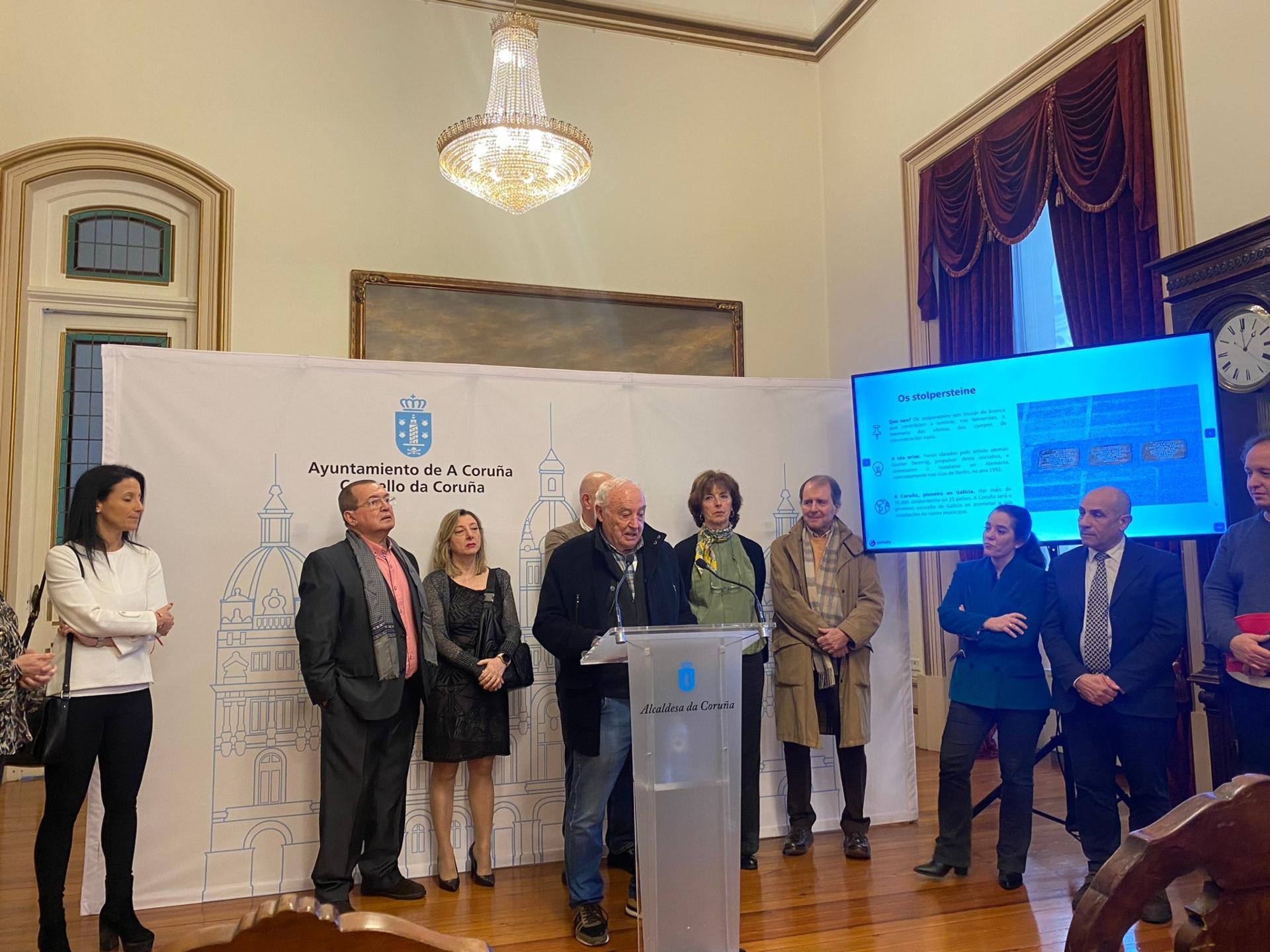 El sobrino de Adolfo Bregua Mouriño relata cómo su tío logró sobrevivir en un campo de concentración