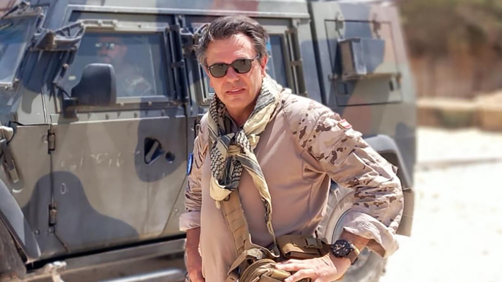 Augusto Ferrer-Dalmau en la base internacional del Aeropuerto Internacional de Mogadiscio, hace una semana.