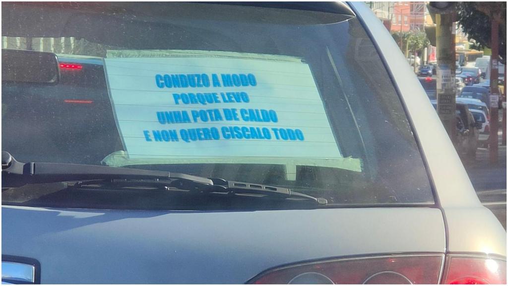Amodo, levo pota de caldo e non quero ciscalo: Visto en Fene el ‘bebé a bordo’ más gallego