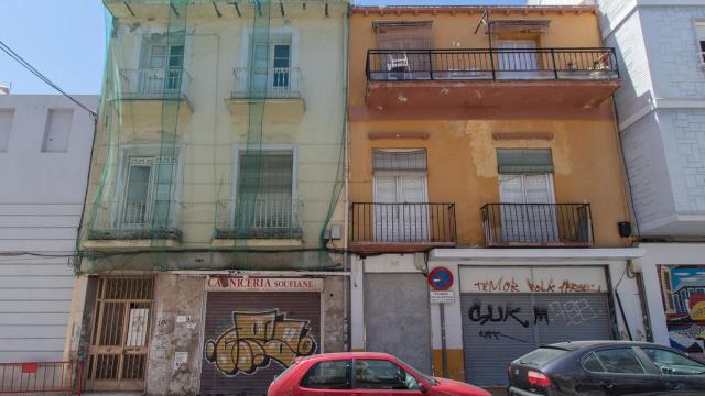 Fachada de los edificios de calle Frailes que serán destinados a apartamentos turísticos.