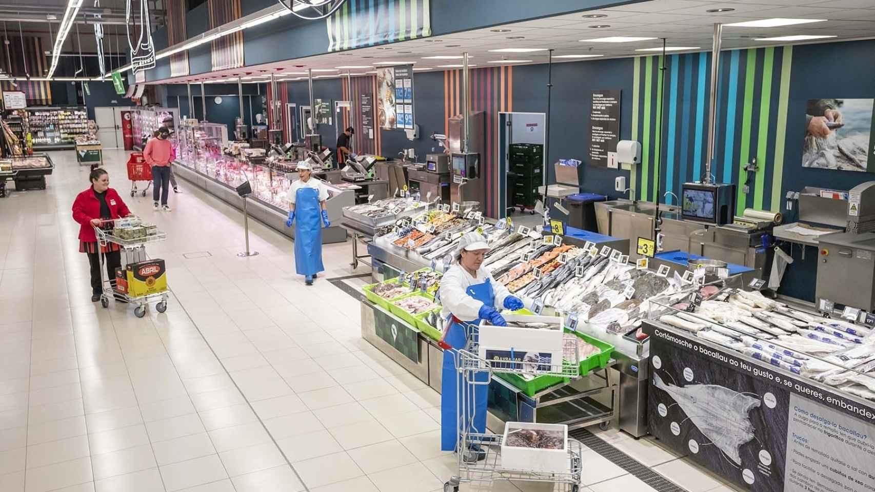 Hipermercado de Eroski.