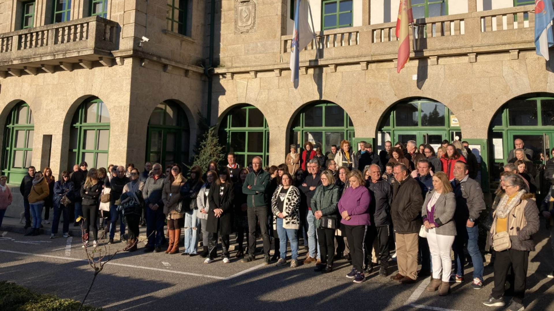 Minuto de silencio en Nigrán. Foto: Concello de Nigrán