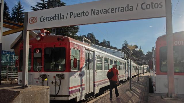Línea C-9 de Cercanías, en la estación de Cercedilla.