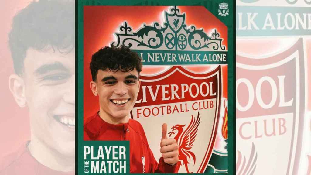 Bajcetic, elegido mejor jugador del Liverpool en el derbi ante el Everton.